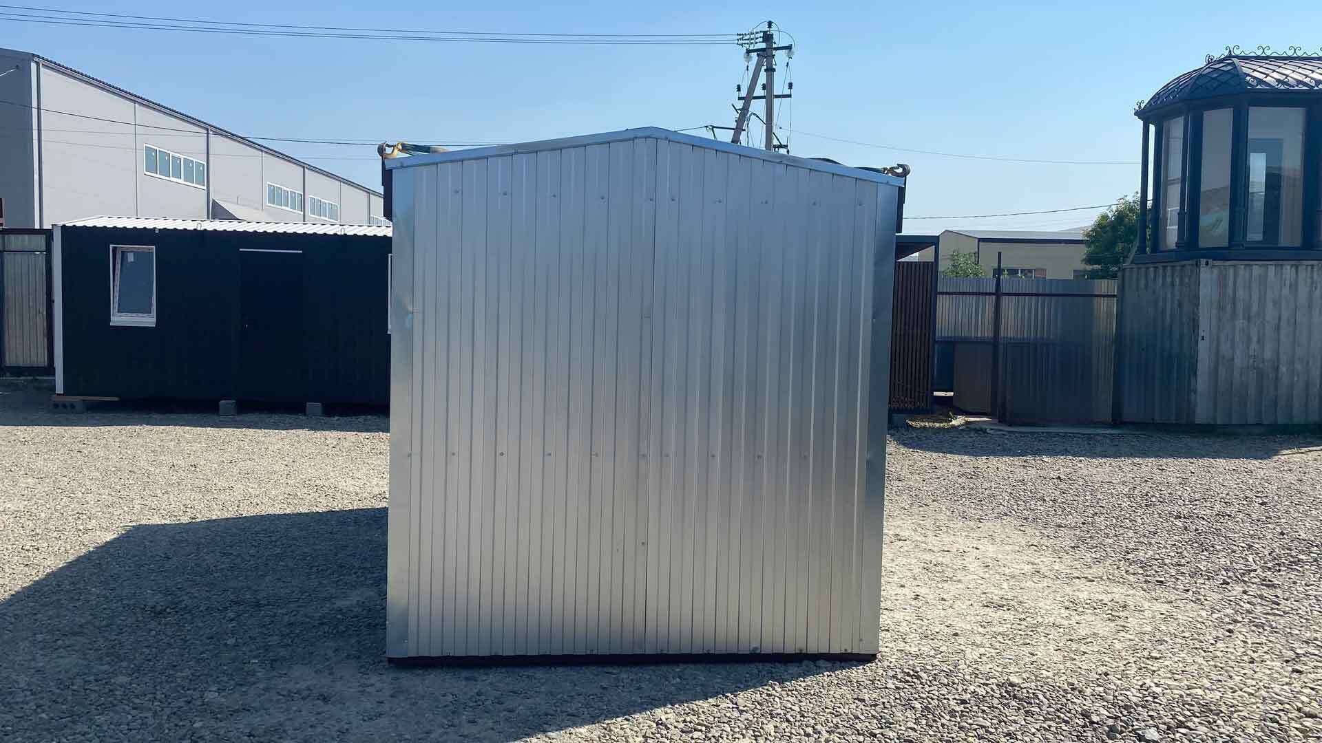 Бытовка строительная 2,4х2,4